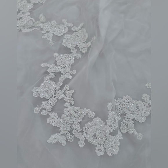 HANDMADE SILK WEDDING DRESS CATHEDRAL TRAIN - Picture 6 of 14